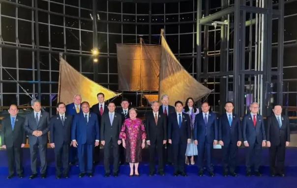 东盟外长晚宴闹出大笑话，五国外长集体不给面子，马科斯的脸要丢光了。菲律宾这回