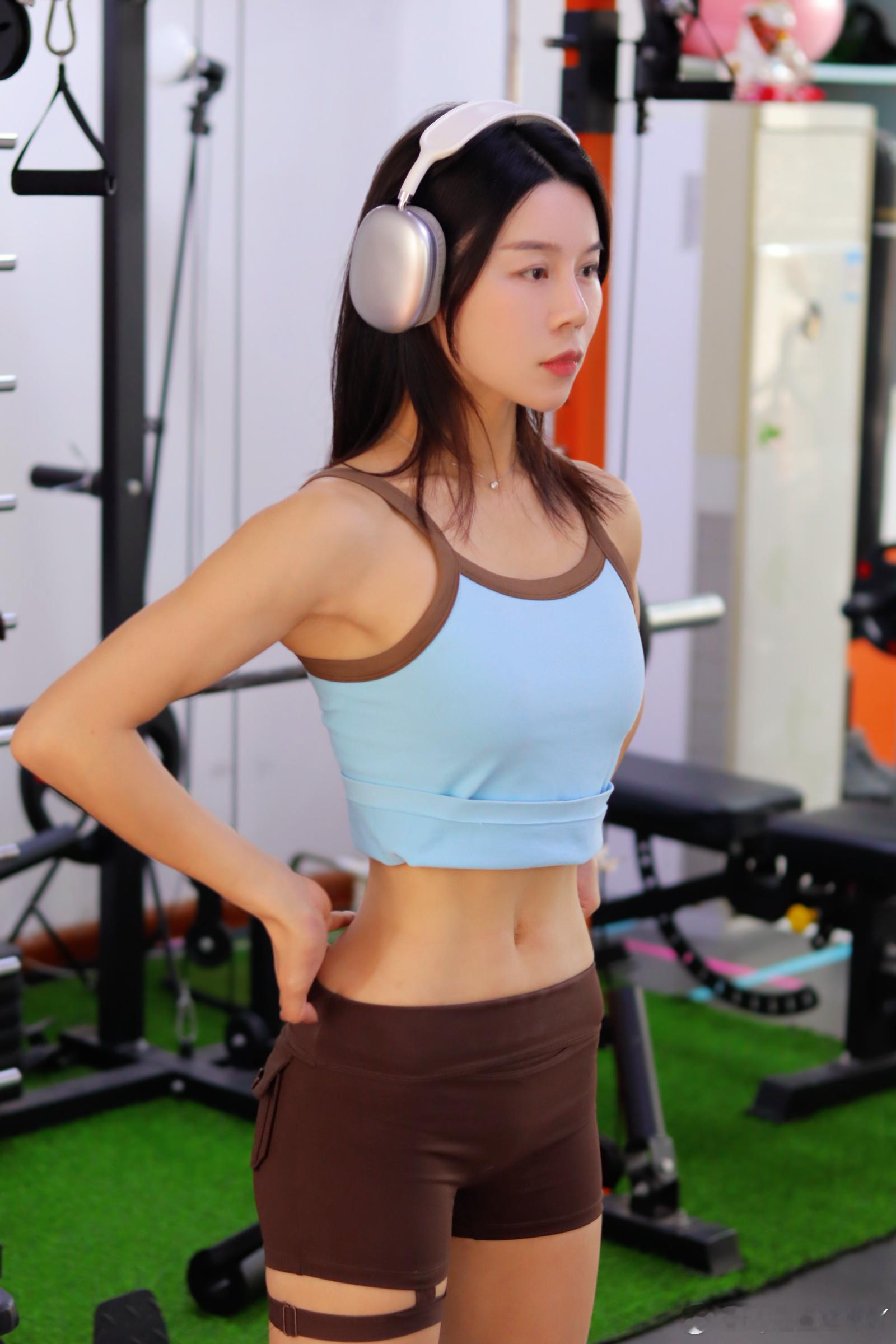 日常分享日常分享哦日常分享健身健身女孩​​​