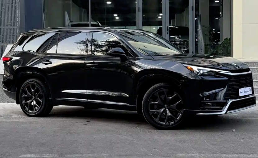 全新雷克萨斯TX曝光，3.5L插混+55km纯电续航，兼顾舒适与经济