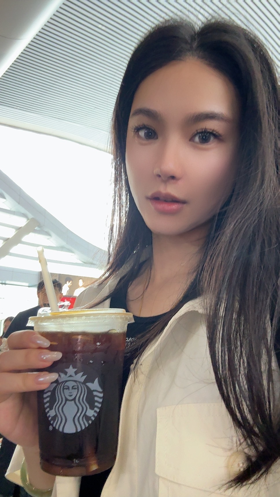 早呀喝了冰美式🧊但还没睡醒…​​​