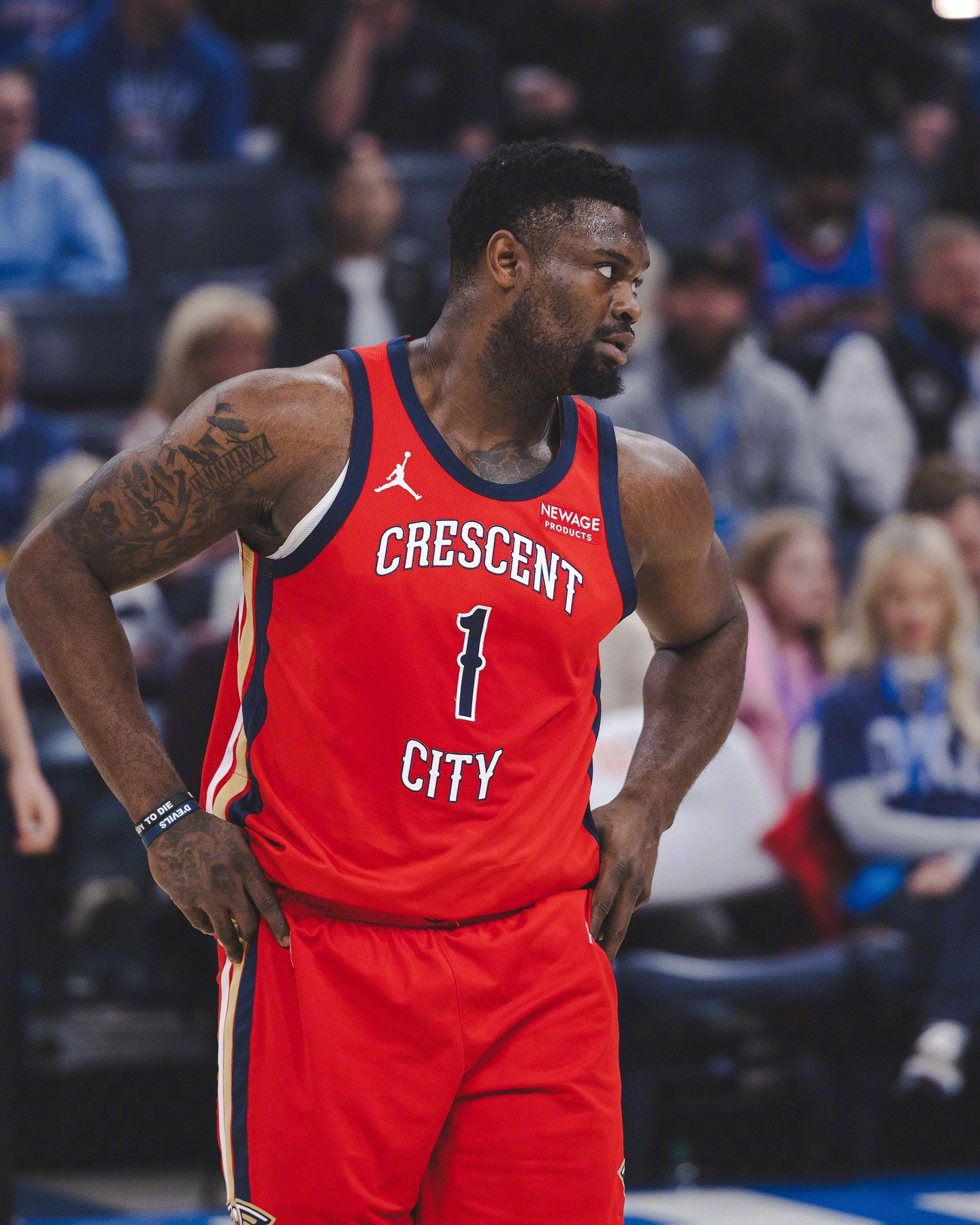 锡安本赛季出场数达到61场，下赛季的合同保障金额从2530万美元涨到了3370万