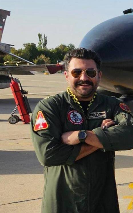 这一夜让美国和以色列，清楚看到伊朗空军的虚弱！伊朗王牌飞行教官赫迪·菲鲁兹曼德坠