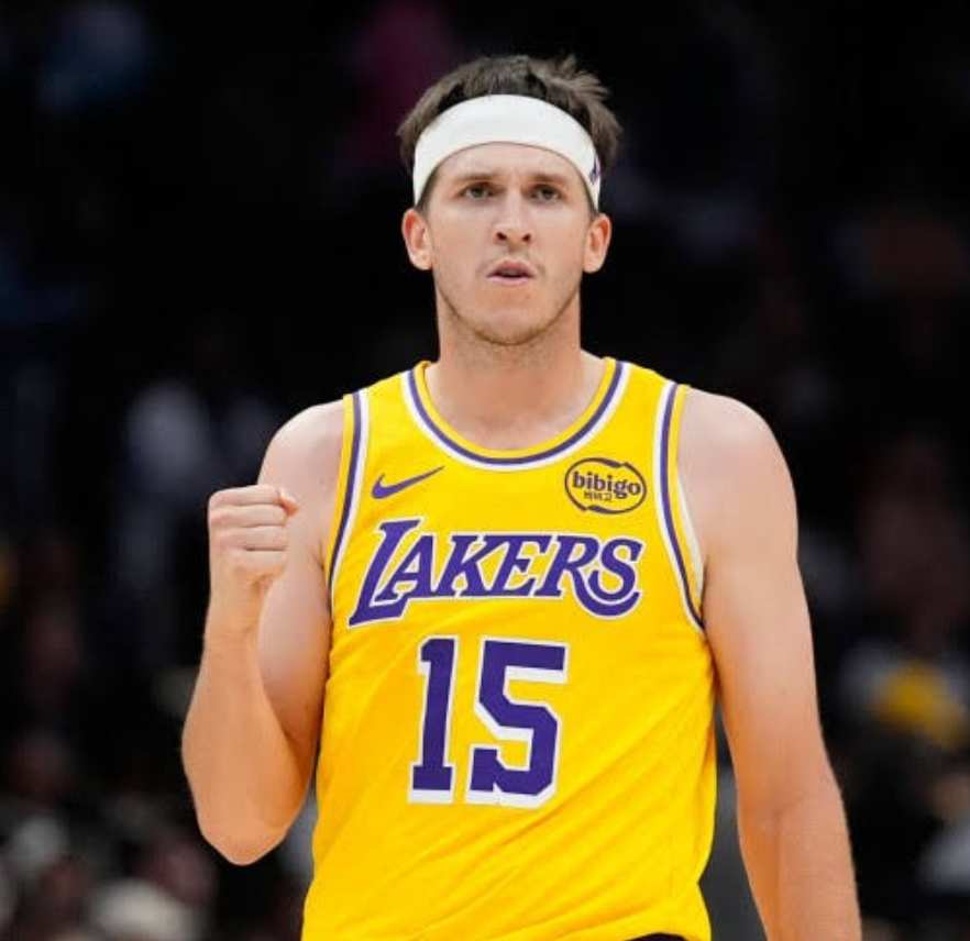 篮网要和湖人抢里夫斯！据美媒Fullcourtpass报道，篮网将是这个夏天里