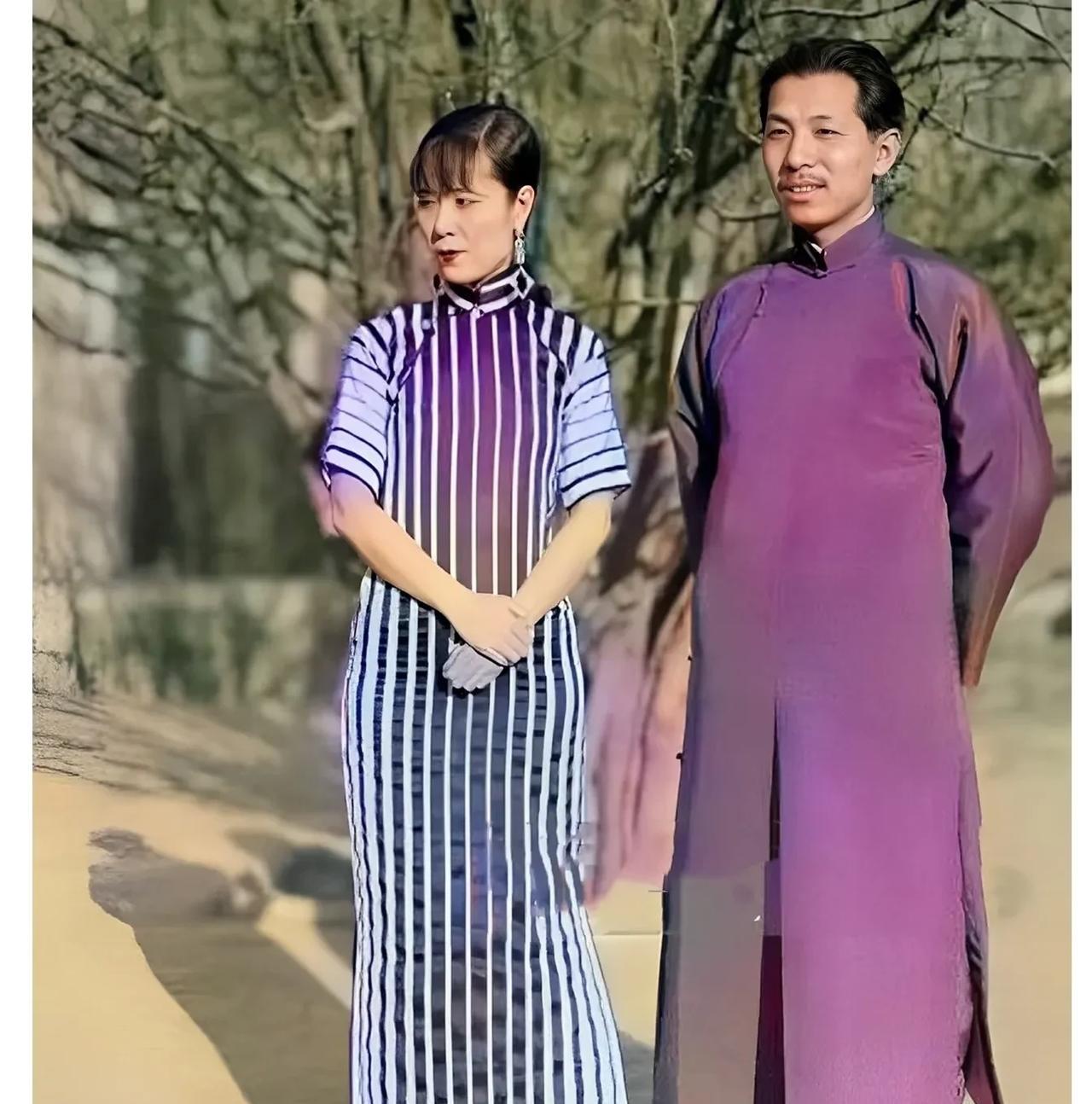 这是张学良和原配妻子于凤至年轻时候的一张合影老照片，这并非演戏，也不是某演员所扮