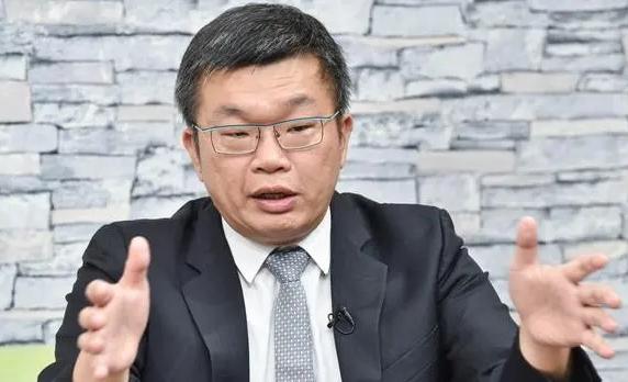 民进党团总召蔡其昌今日接受节目《POP撞新闻》专访表示，民进党过去一直主张安全废