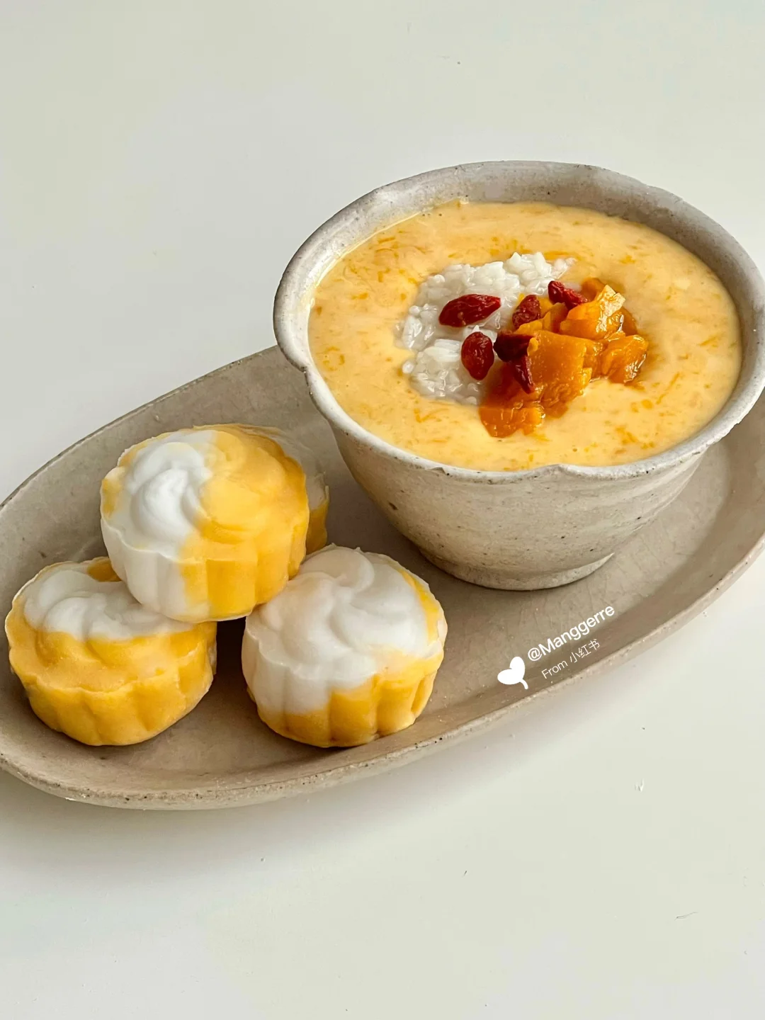 中式甜品｜南瓜🎃冰皮月饼➕南瓜米布🍨