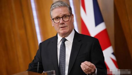 多家英国媒体纷纷表示在伦敦批准了中方驻伦敦大使馆(欧洲超级大使馆)的兴建许可后，