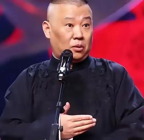 近日，很多人针对杨议先生高徒薛博文退出相声社的事情进行评论，其中卡卡姐一针见血指