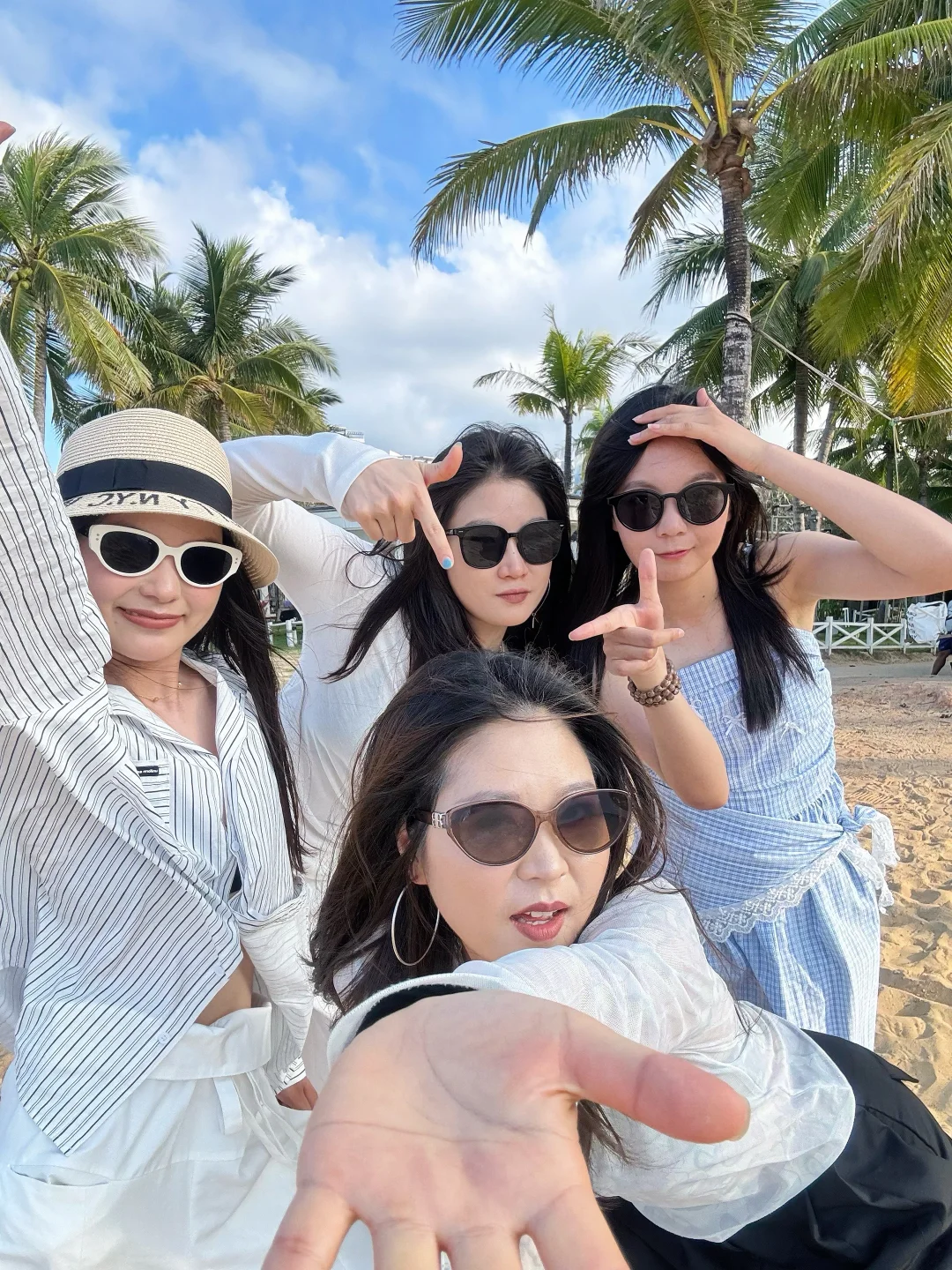 人类需要海岛和好天气🏝️