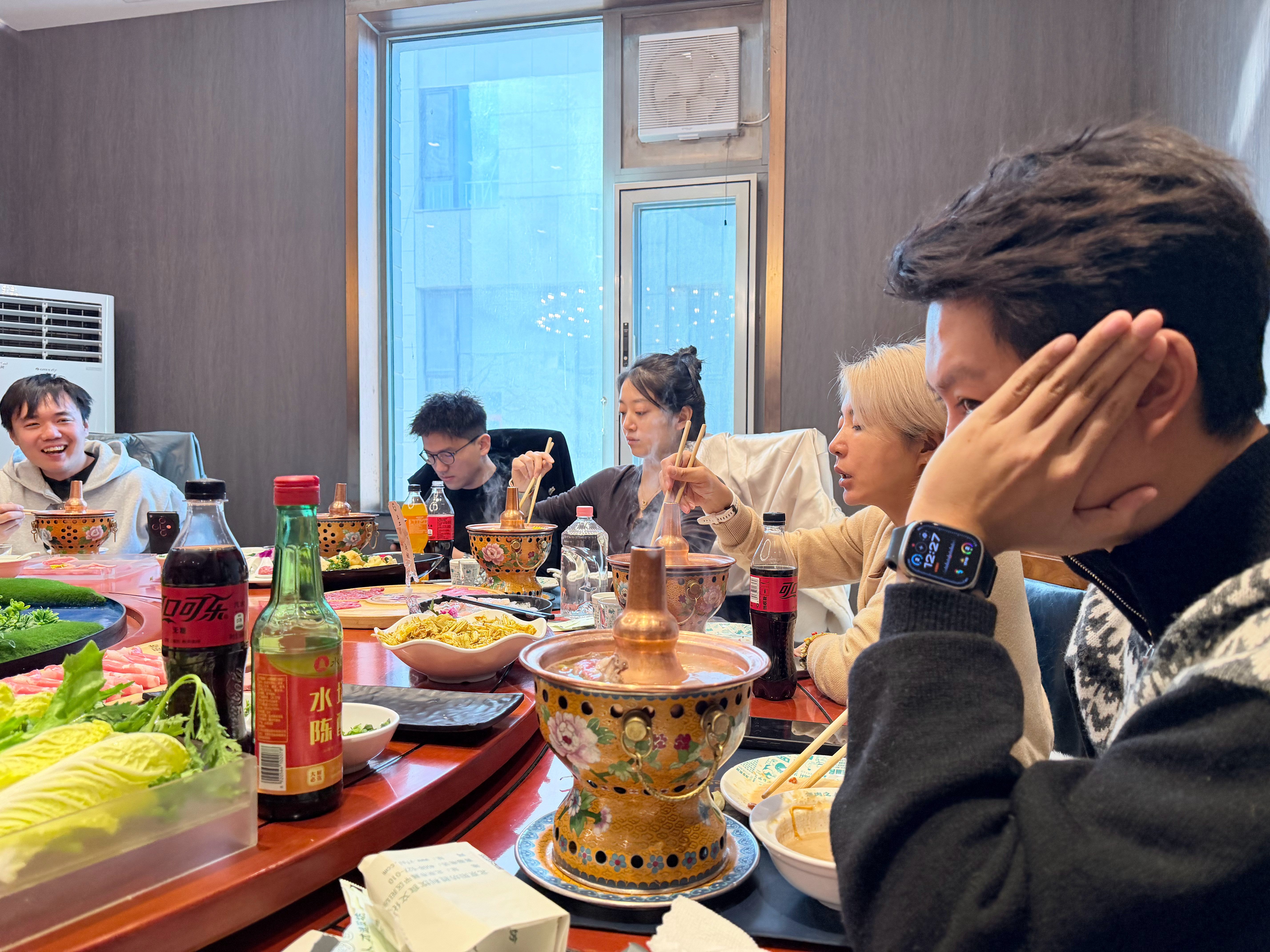 没更新就是在干饭！马哥请客