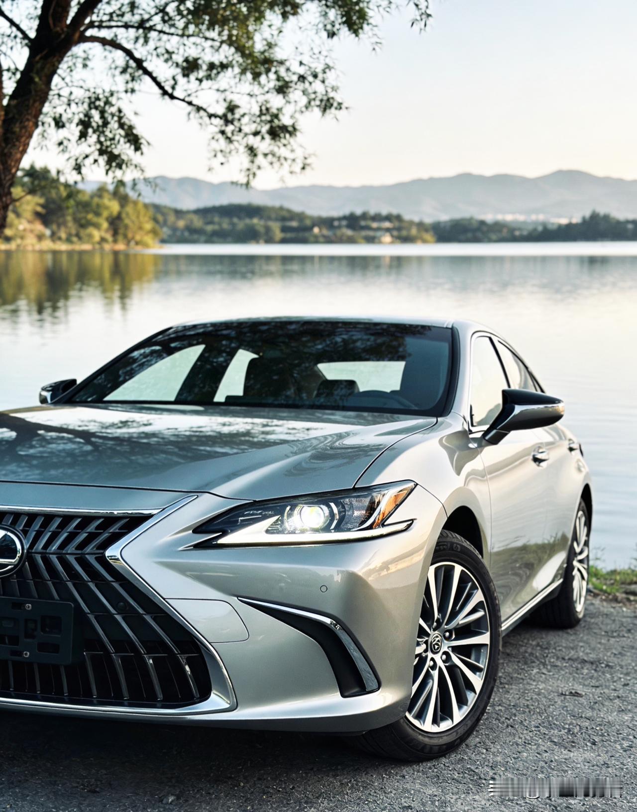 开ES200快1年跑了1.2万公里，不吹不黑，今天实打实聊聊这车的优缺点，想买的