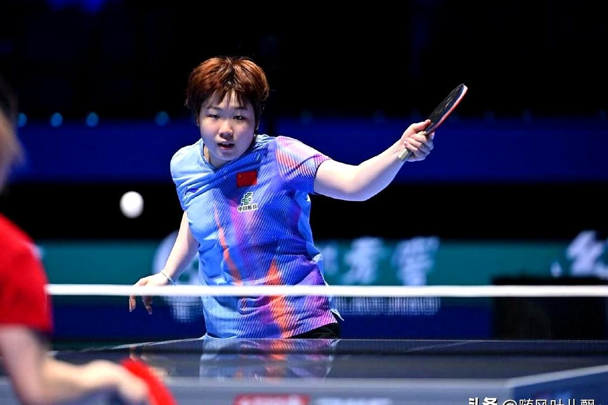 国乒这比赛看得人血压飙升！蒯曼对阵法国选手卢茨，开局梦幻，11-2、11-6