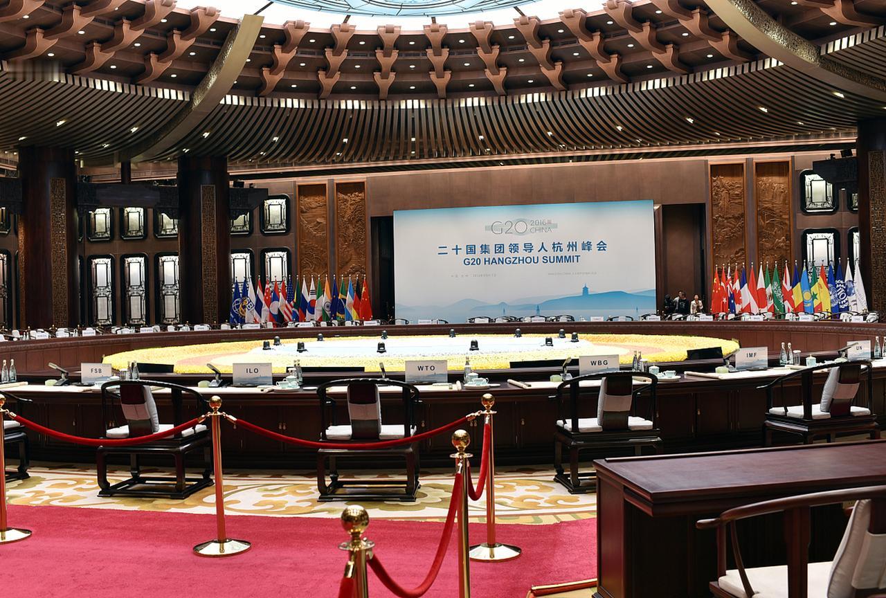 香会取消中国专场！防长连续两年缺席，73岁老将：中美不只有对抗。2026年5