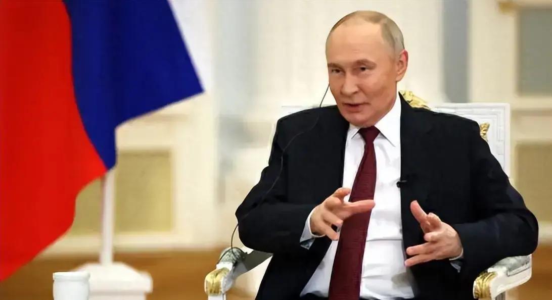 普京这趟印度行来得及时，乌克兰风波闹腾三年多，他头一回落地新德里，就跟莫迪哥俩儿