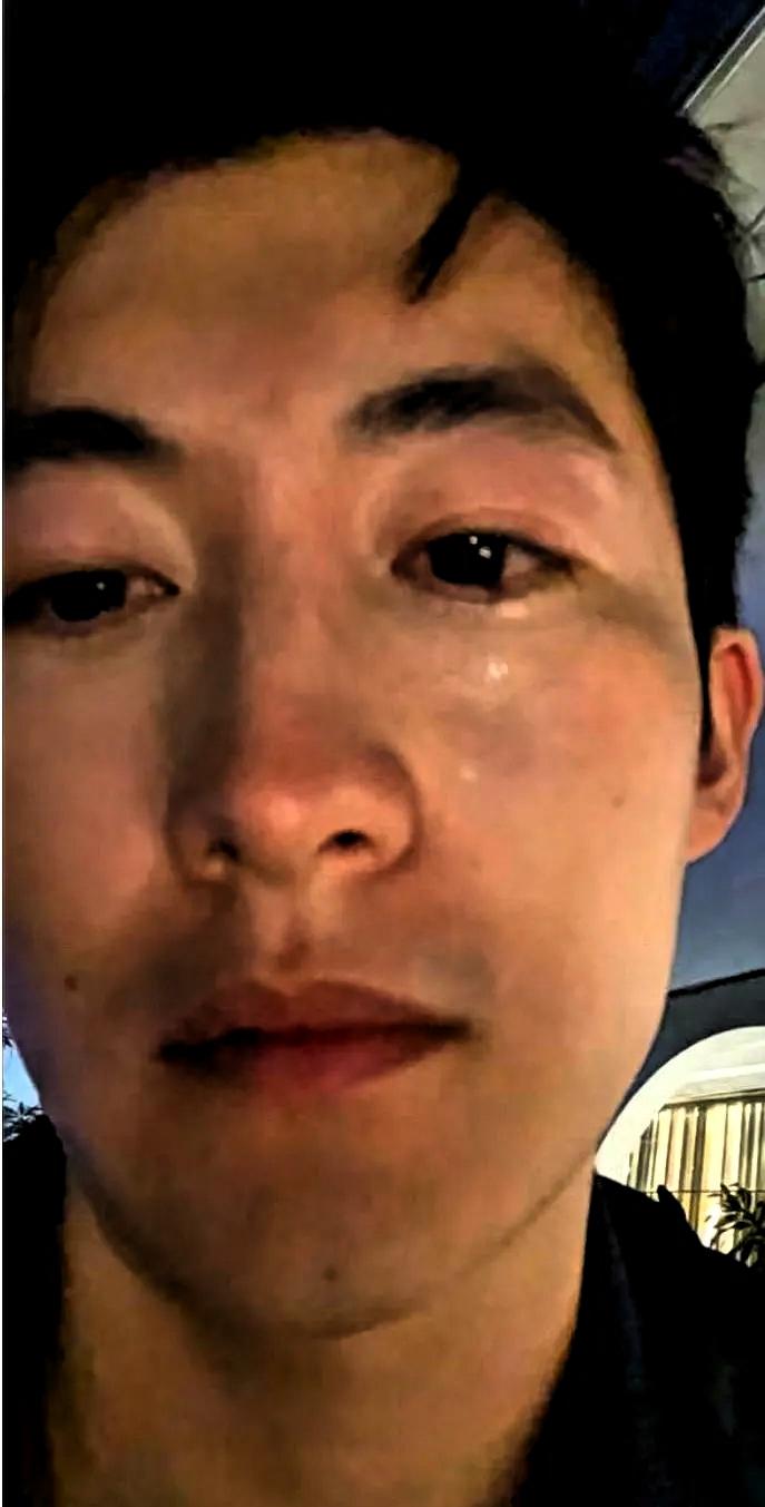 昨天看到大连这事儿，心里真不是滋味。男人揣着4万块血汗钱回家，每天干12个小时，