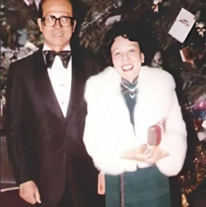 别以为有钱人就任人编排！李家诚这次直接用行动告诉你：造谣，就是得付出代价。他