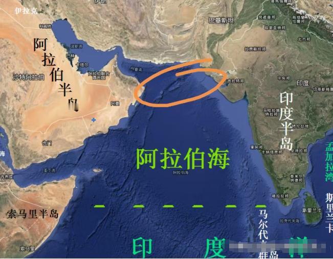 美伊战火正酣，全世界的目光都聚焦在航母编队的对峙、战斧导弹的呼啸和弹道导弹的威慑