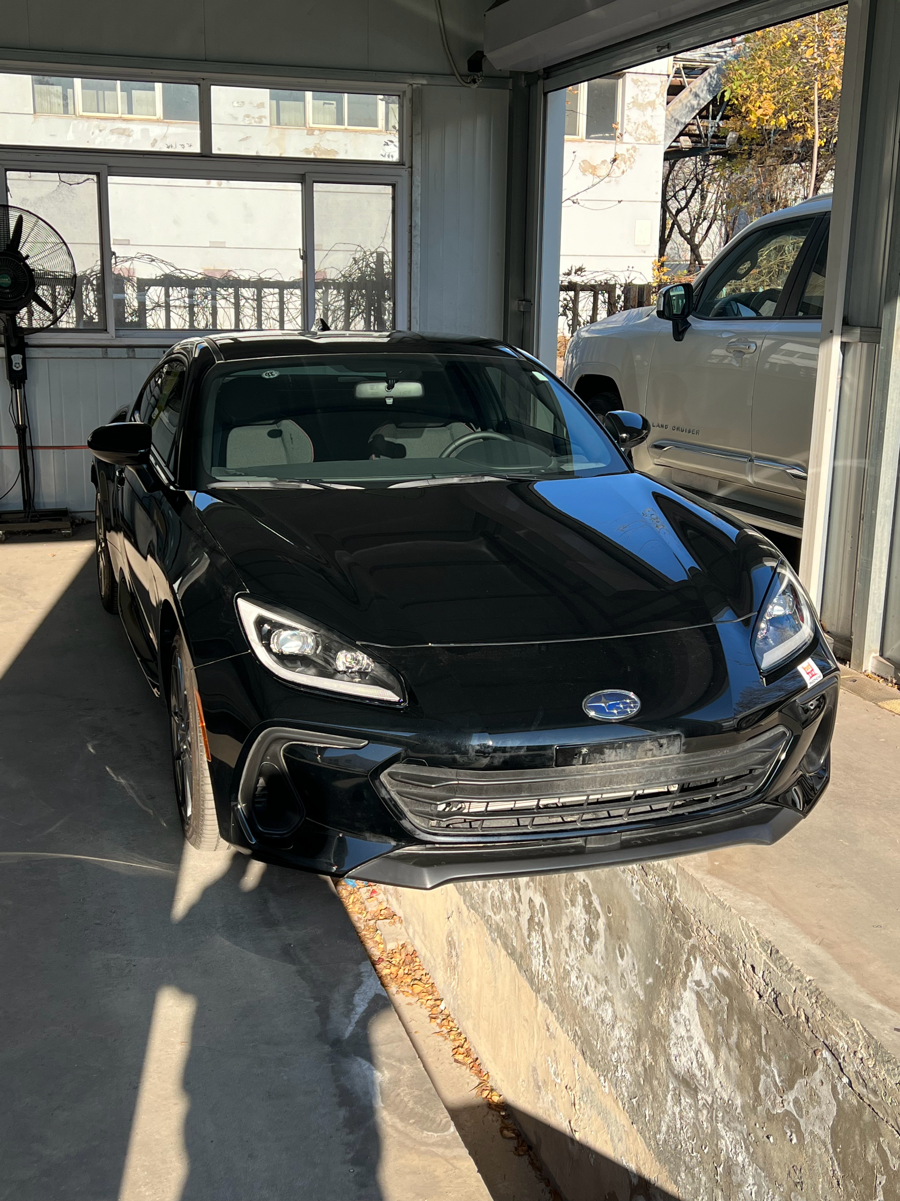 BRZ保养做完了大哥打车走了，去市里溜达溜达回头这个车大哥就直接上大涡轮了220