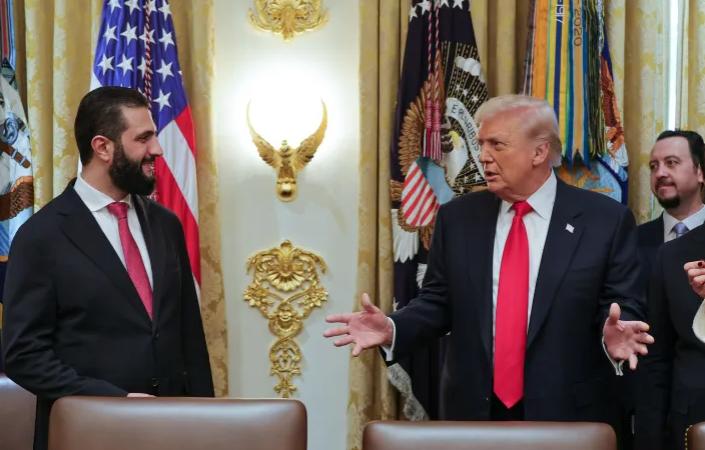 刚见完特朗普，朱拉尼就喊话普京：交出阿萨德，正义必须得到伸张！叙利亚临时政府