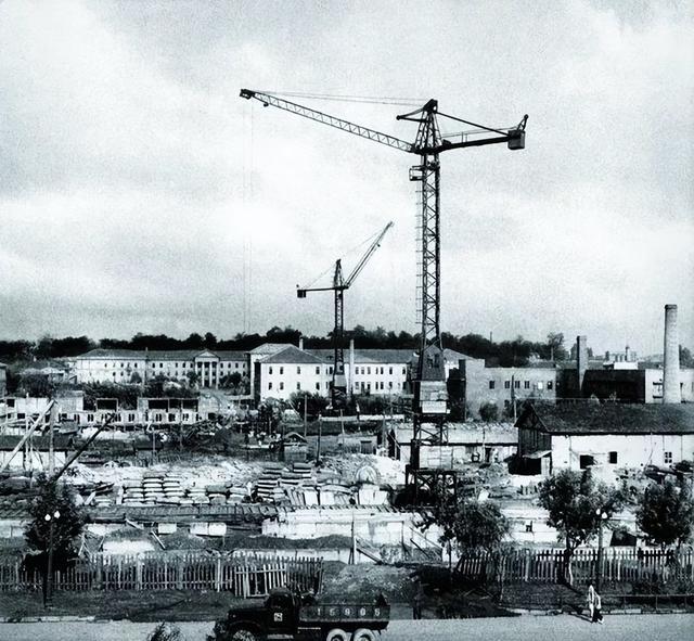 朝鲜为什么富裕不起来？因其发展道路已被“1718委员会”锁死在讲这把“锁”之前