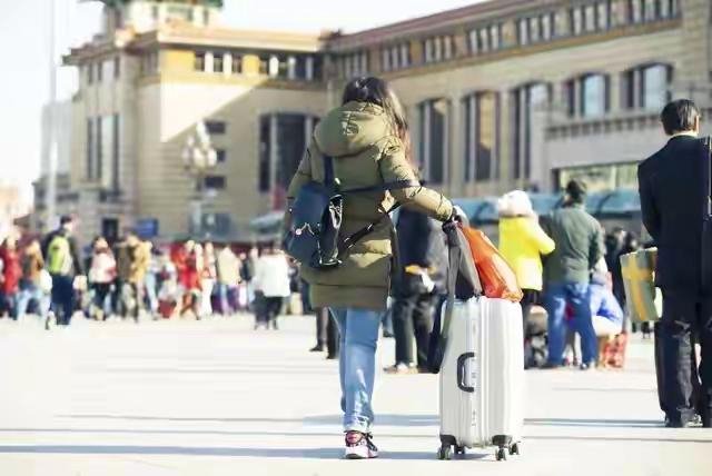 2026年春节要“凉凉”？网友炸锅：不是没钱，是累得不想折腾了最近网上有个