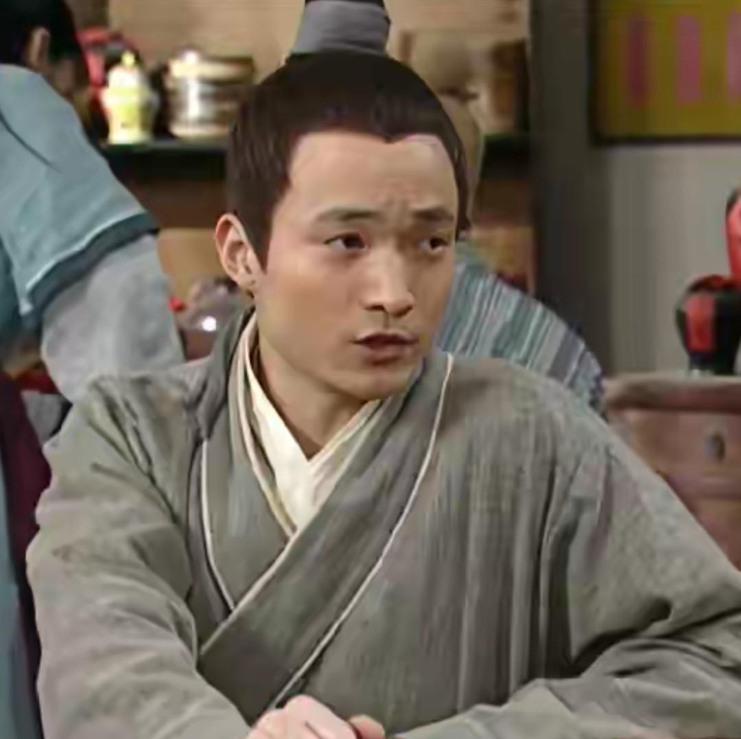 看到演员喻恩泰夫妻最近闹出的风波，说实话，喻恩泰真的挺惨的，他还被一些八卦媒体扣