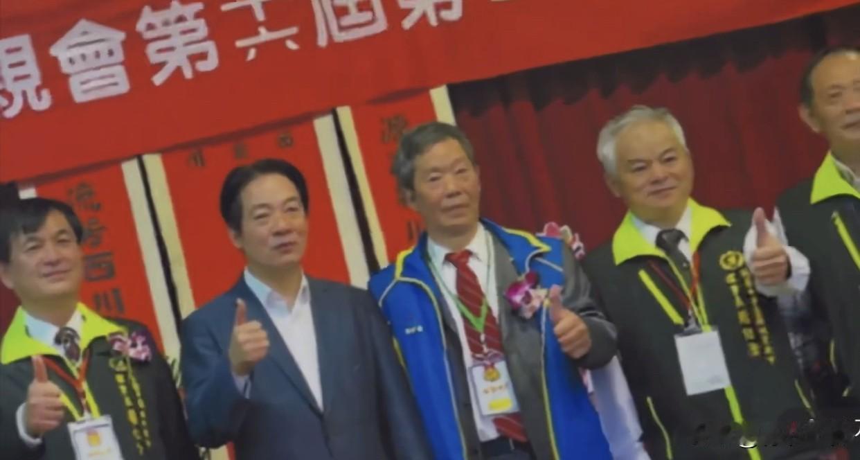 馆长这波“寻根”，真是大快人心！赖清德嘴硬说“不认大陆祖宗”，转头就被馆长“打