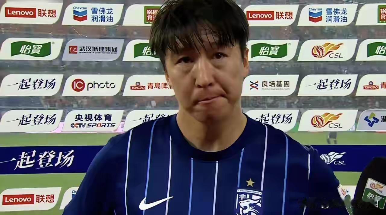 2025赛季聊任航任航是一位相当出色的球员，武汉三镇的发展离不开任航的付出，这