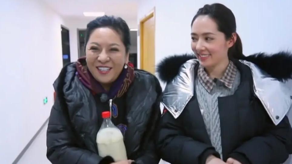 近日，向太公开表示，绝不会强求郭碧婷生三胎。她坦言，郭碧婷在生下第二个孩子时已经