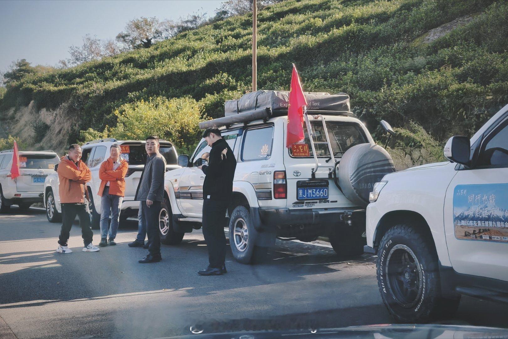 那天在舟山开星瑞272，遇到上海LC俱乐部活动，猛一看以为又给我干迪拜去了，有点