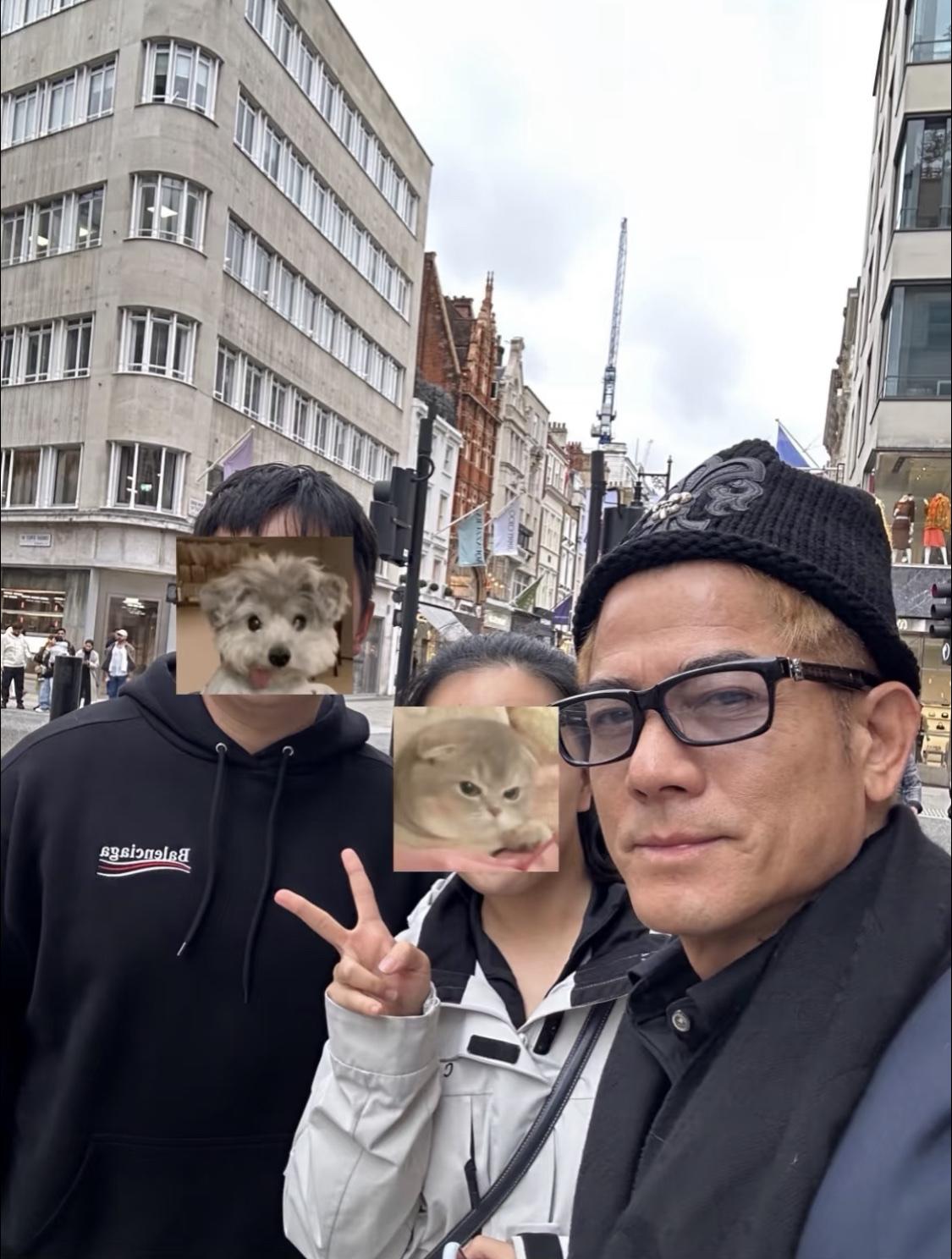 人老了，有皱纹是正常的，但状态和气质是普通人比不了的。看看郭富城和粉丝的照片