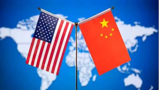 很多人盯着中美会晤的新闻，以为真能谈出什么大结果。别天真了。看看美国的操作就明