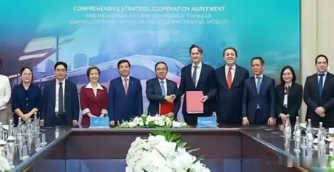 越南这回在高铁项目上对德国耍的小聪明，可真是搬起石头砸了自己的脚！他们既想白嫖德