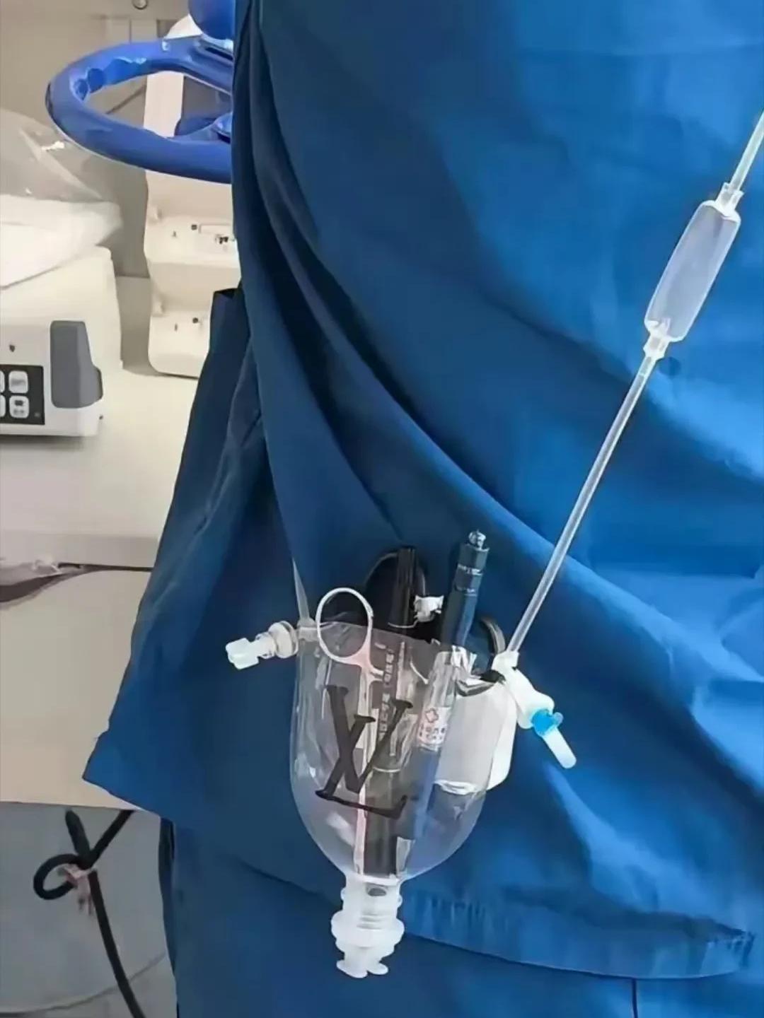 千万不要让LV的设计师看到了，不然马上就该出新款了