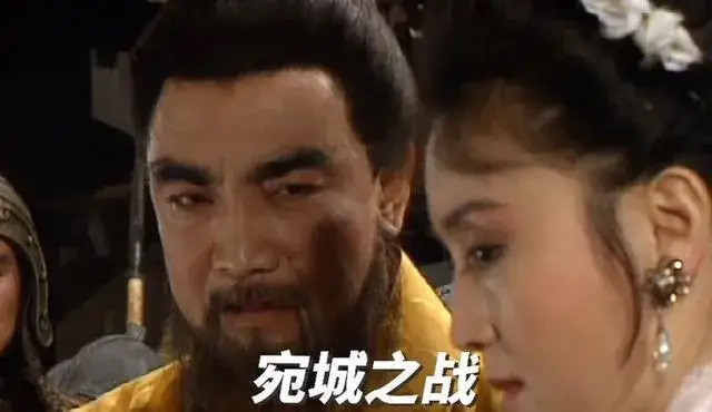 三国演义中为啥张绣连跪地投降的屈辱都咬牙忍受了，最后却为了个寡妇和曹操拼命？可以这么说，要明白张绣从