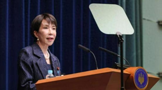 中韩外长通完电话，日媒急忙发文，强调中方对“军国主义”的态度 2026年元