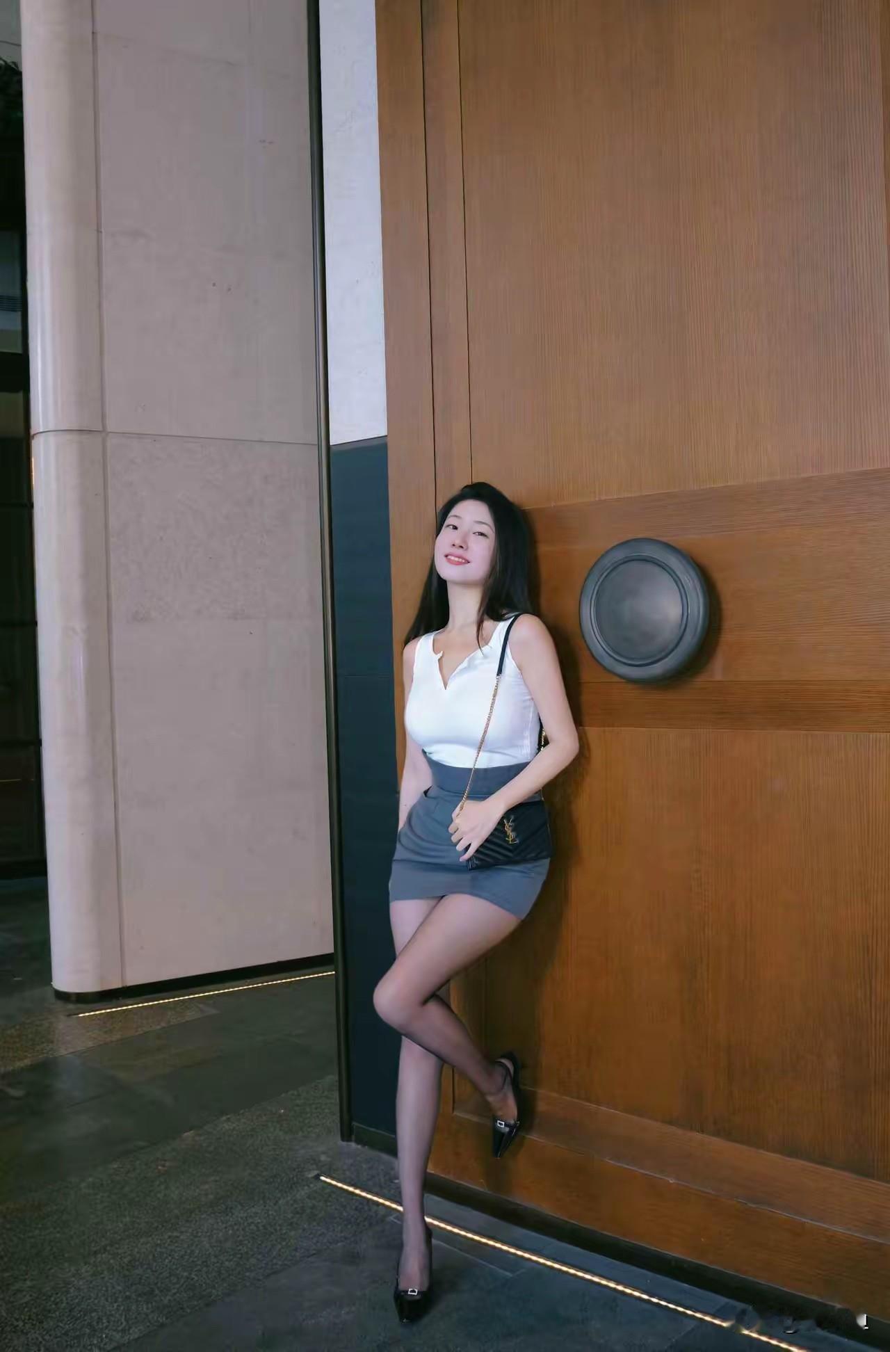 曾经最激励你的一句话是什么天生我材必有用，让我相信自己有价值。