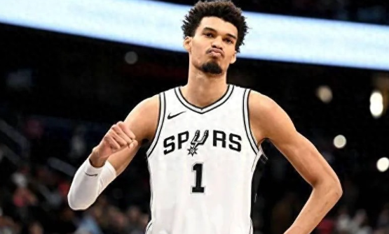 如果斑马没打出来或者水掉了，大家还会说联盟对马刺照顾吗？你不能斑马打出来了马