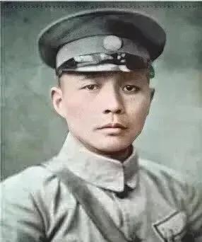 1937年1月初，蒋介石召来钱大钧，怒斥他在“西安事变”中知情不报。钱大钧哭着撕