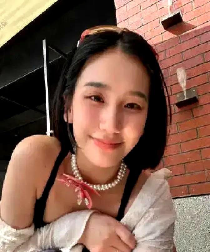 何美延找闺蜜刘其上《再见爱人》当救兵，结果刘其刚说“她哭着说婆婆总护梁淞”，何美