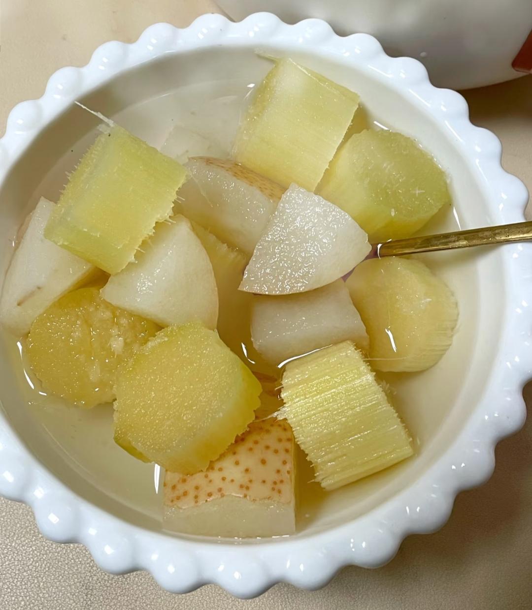 提醒大家最近一段时间没事最好尽量不要出门了​因为最近不管是学校还是医院