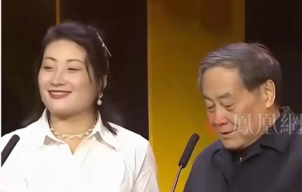 有网友问宗馥莉没有结婚，她没有子嗣后代，那她身后自己所有的家业财产还不是要给她父
