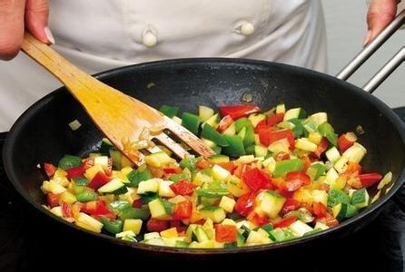 食物经过烹饪后会流失哪些营养?