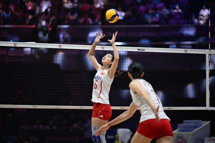 中国女排国际排坛动态文汇网：中国女排错失奥运资格，练兵一年的主帅考砸了郎平、陈