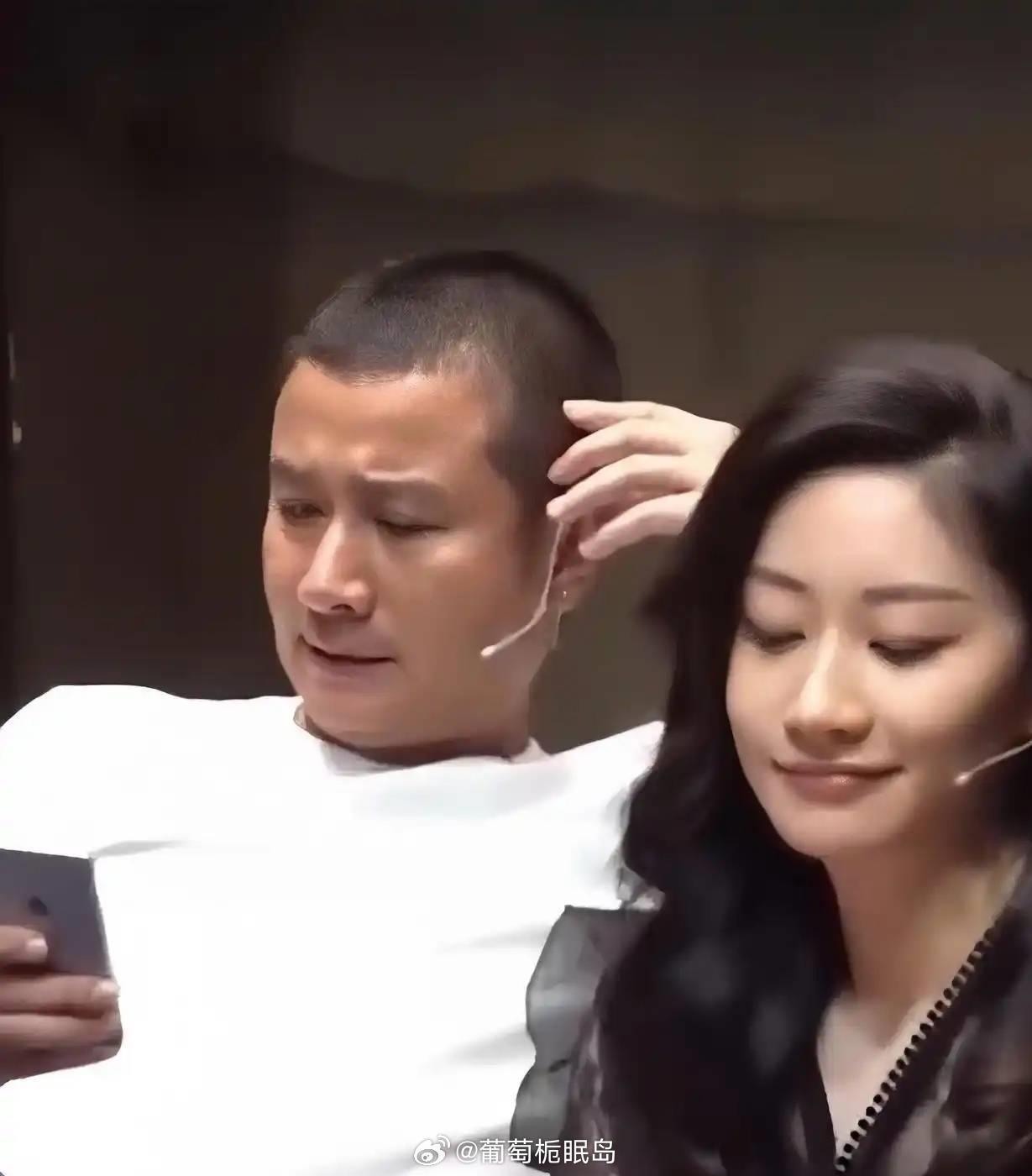文章凤莉已交往三年！女方长相神似姚笛​​​​