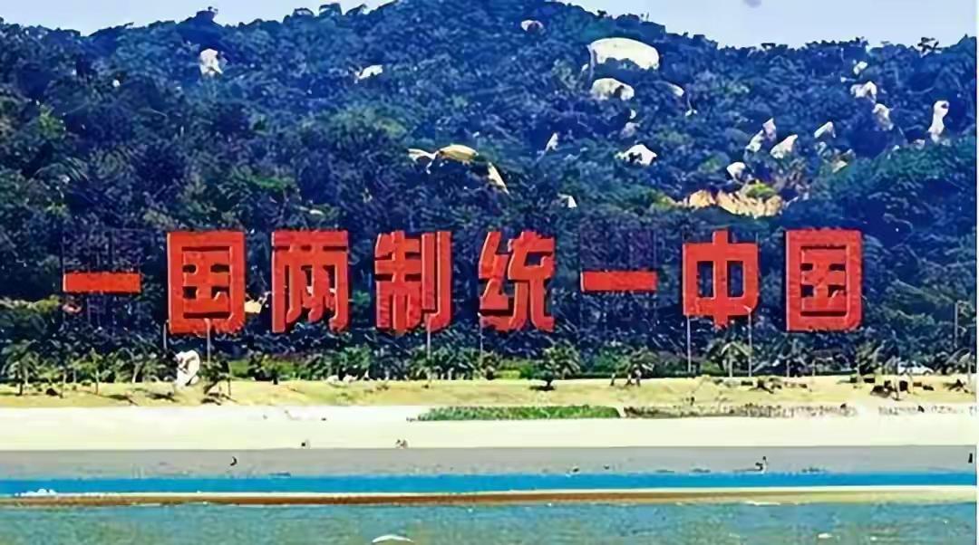 解放军攻台，是闪电战，还是持久战？解放军希望和计划是闪电战。三天五天，最多十天