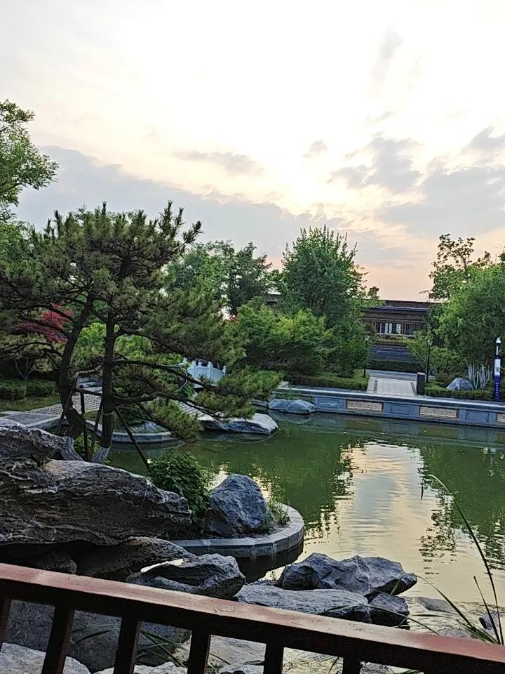 不管你信不信，女性过了45岁，基本都有这7个现状。上周参加同学聚会，当年班里