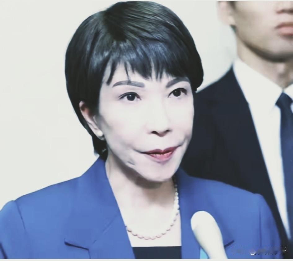 这回日本是真的有点撑不住了。2026年刚开年，首相高市1月5日突然改口，说是