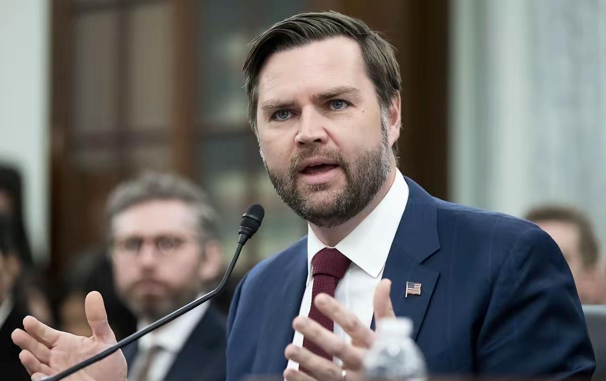 美副总统万斯数小时内抵达巴基斯坦