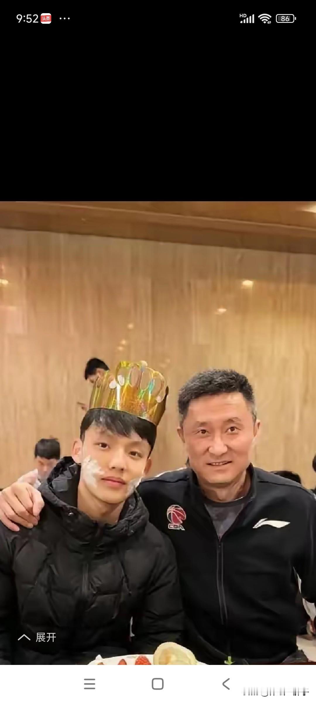 广东男篮，广东篮球各界，应该有个远大抱负和责任感。广东男篮宁可让杜峰走人，也必须